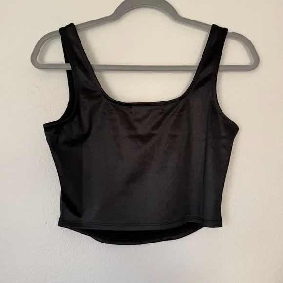 Lola Grace Black Crop Top - Picture 2 of 7